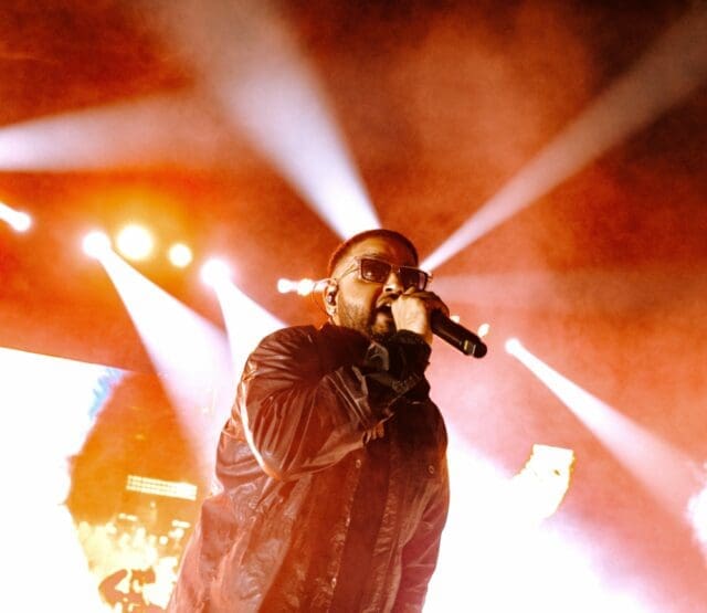 nav (@megannnburch)-07